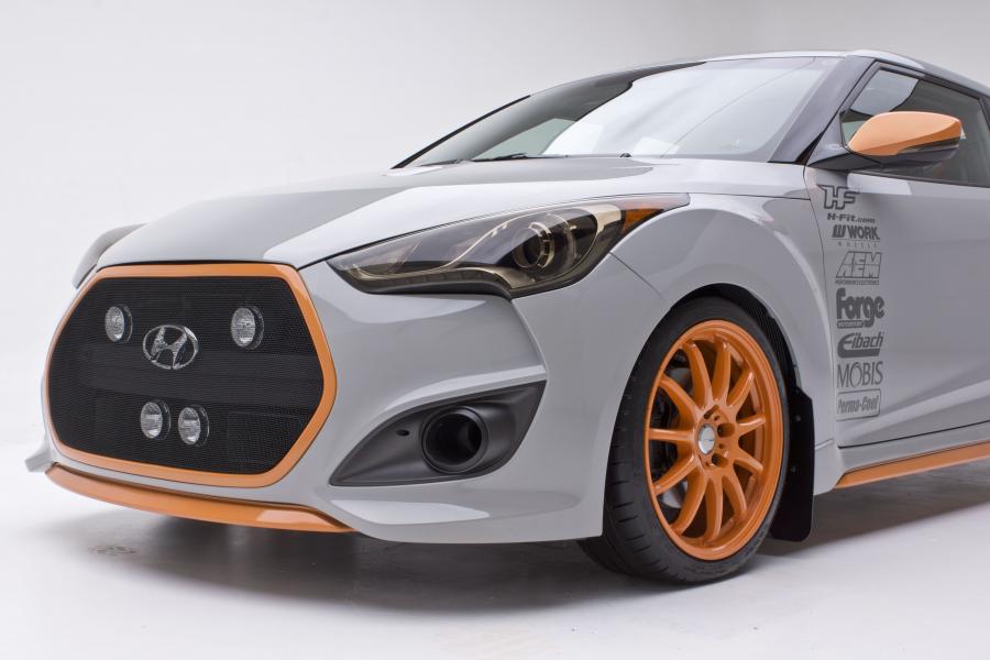 Hyundai Veloster by Katzkin 2012 года  (фото 2 из 33)